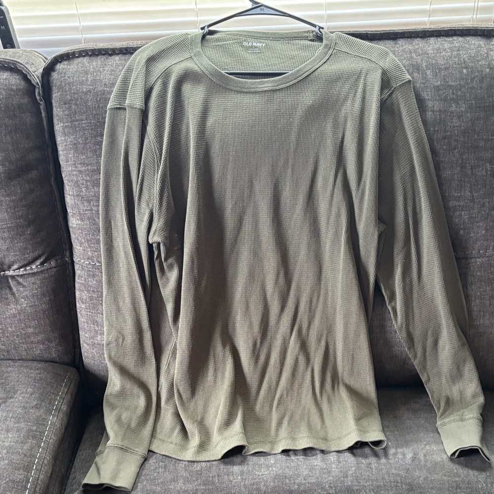 Old Navy Men's Olive Long Sleeve Tee